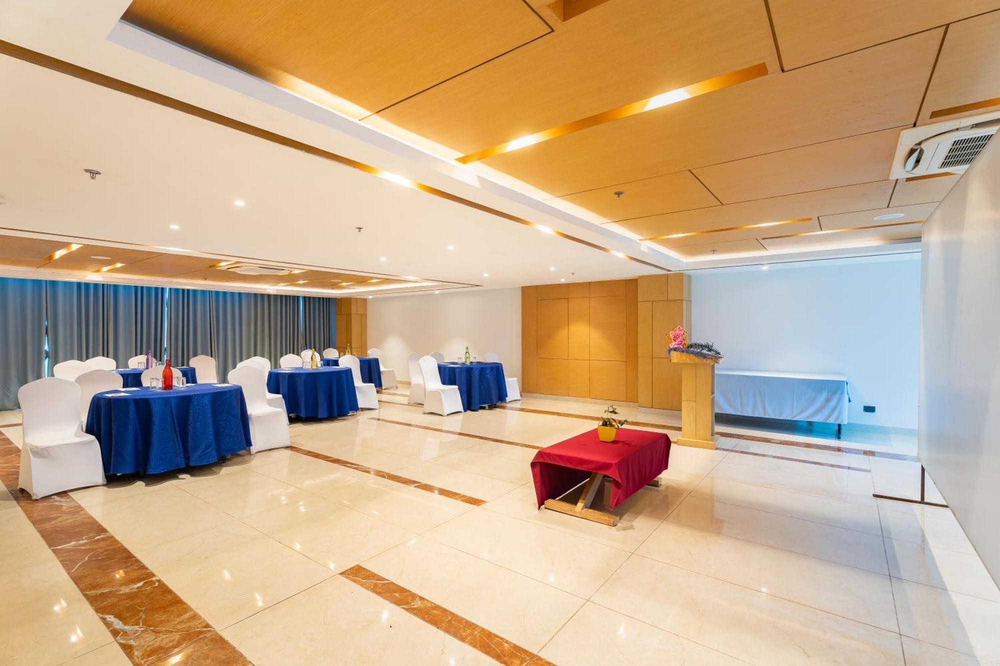 Hotel Siraichuli Chitwan Dış mekan fotoğraf